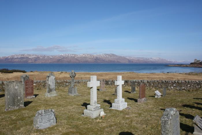 An early Spring day at Kilpatrick cemetery by Martin Briscoe