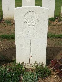 Assevillers New British Cemetery - Healy, Cecil