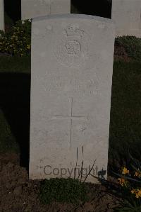 Dranoutre Military Cemetery - Burton-Haynes, William Claude