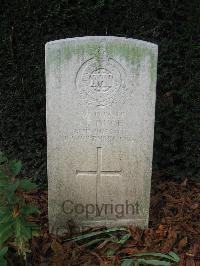 Lille Southern Cemetery - Price, J E