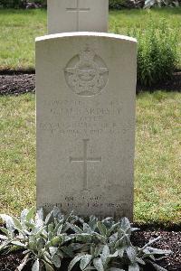 Becklingen War Cemetery - Hardesty, Gilbert Peter Mallon