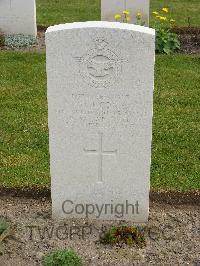 Rheinberg War Cemetery - Cox, Trevor John