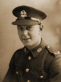 Coriano Ridge War Cemetery - Walker, Kenneth