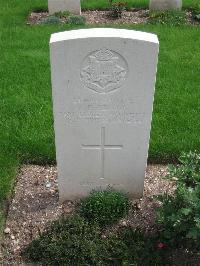 Sarralbe Military Cemetery - Adams, E F