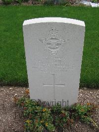 Sarralbe Military Cemetery - Doidge, E L