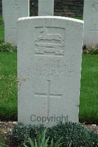 Sarralbe Military Cemetery - Duthoit, J A