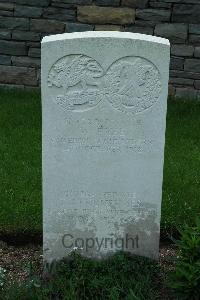 Sarralbe Military Cemetery - Fyfe, W