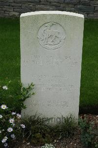 Sarralbe Military Cemetery - James, F