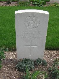 Sarralbe Military Cemetery - McCracken, A