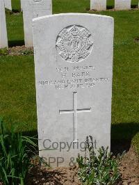 Savy British Cemetery - Barr, Henry