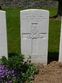 Savy British Cemetery - Bickmore, Bertram George