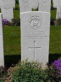 Savy British Cemetery - Clulow, J