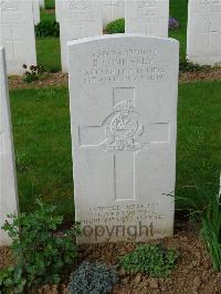 Savy British Cemetery - Connelly, B