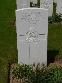 Savy British Cemetery - Connolly, J