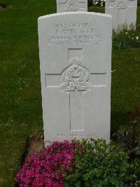 Savy British Cemetery - Cunliffe, J