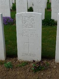 Savy British Cemetery - Dyson, Stephen