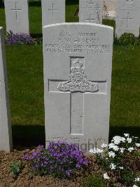 Savy British Cemetery - Elsdon, A W