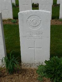 Savy British Cemetery - Everitt, E