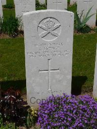 Savy British Cemetery - French, A