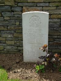 Savy British Cemetery - George, F P