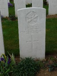 Savy British Cemetery - Gwynn, J T