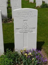 Savy British Cemetery - Hankins, S J