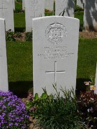 Savy British Cemetery - Harding, H