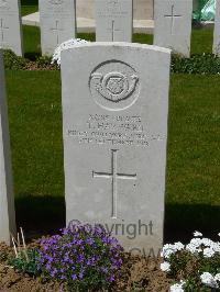 Savy British Cemetery - Hayward, T