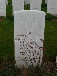 Savy British Cemetery - Howarth, H