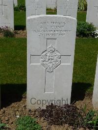 Savy British Cemetery - Hunt, A J