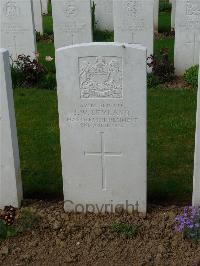 Savy British Cemetery - Leyland, J W