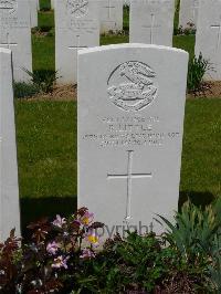 Savy British Cemetery - Little, R