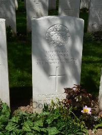 Savy British Cemetery - Lowden, Norman