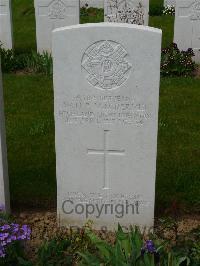 Savy British Cemetery - MacDermid, William Urquhart Park