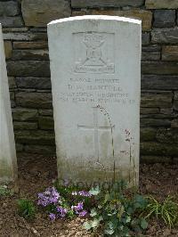 Savy British Cemetery - Mantell, Douglas William