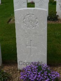 Savy British Cemetery - McCoid, Hugh