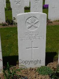 Savy British Cemetery - Miller, William