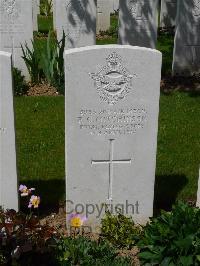 Savy British Cemetery - Mitchinson, Frederick George