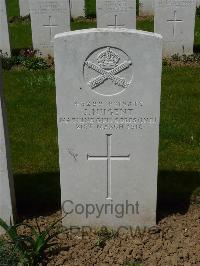 Savy British Cemetery - Nugent, J