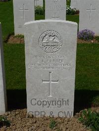 Savy British Cemetery - Parker, Leslie Rowland