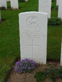 Savy British Cemetery - Pawson, Walter