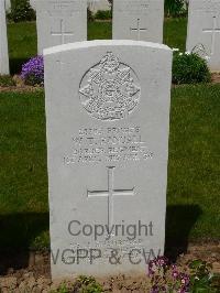 Savy British Cemetery - Randall, William Thomas