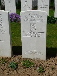 Savy British Cemetery - Rodgers, C H