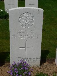 Savy British Cemetery - Shaw, James