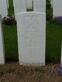 Savy British Cemetery - Solan, T