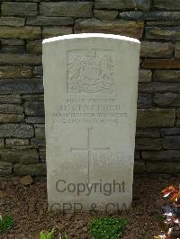 Savy British Cemetery - Stafford, H