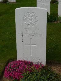 Savy British Cemetery - Stark, James