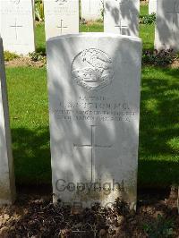 Savy British Cemetery - Sutton, G S