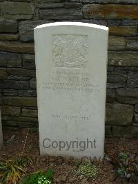 Savy British Cemetery - Taylor, Francis James