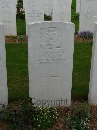 Savy British Cemetery - Wakefield, F H